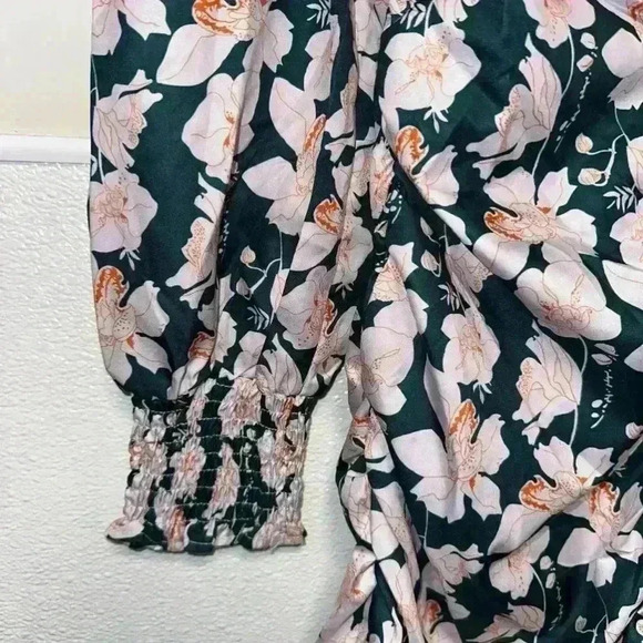 Women SHEIN Green Floral Mini Dress Size M - Picture 3 of 10